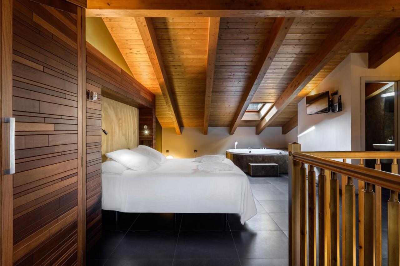 Hotel Spa Aguas De Los Mallos Murillo de Gállego 외부 사진